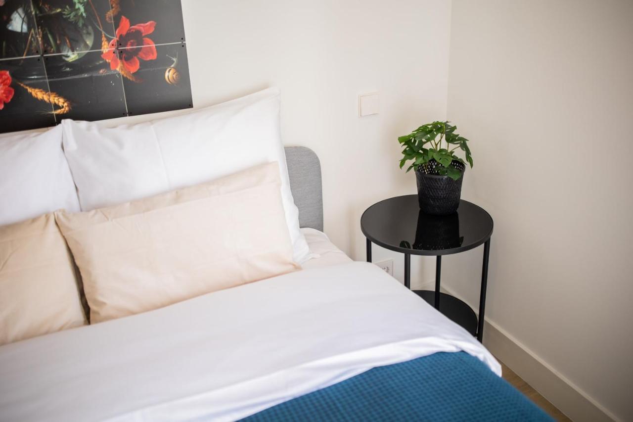 Happily 2 Bedroom Serviced Apartment 75M2 -Nb306H- Rotterdam Extérieur photo