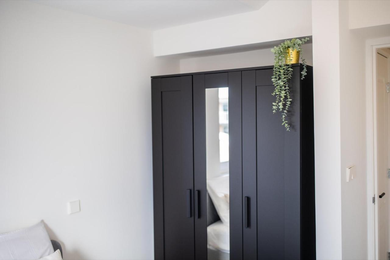 Happily 2 Bedroom Serviced Apartment 75M2 -Nb306H- Rotterdam Extérieur photo