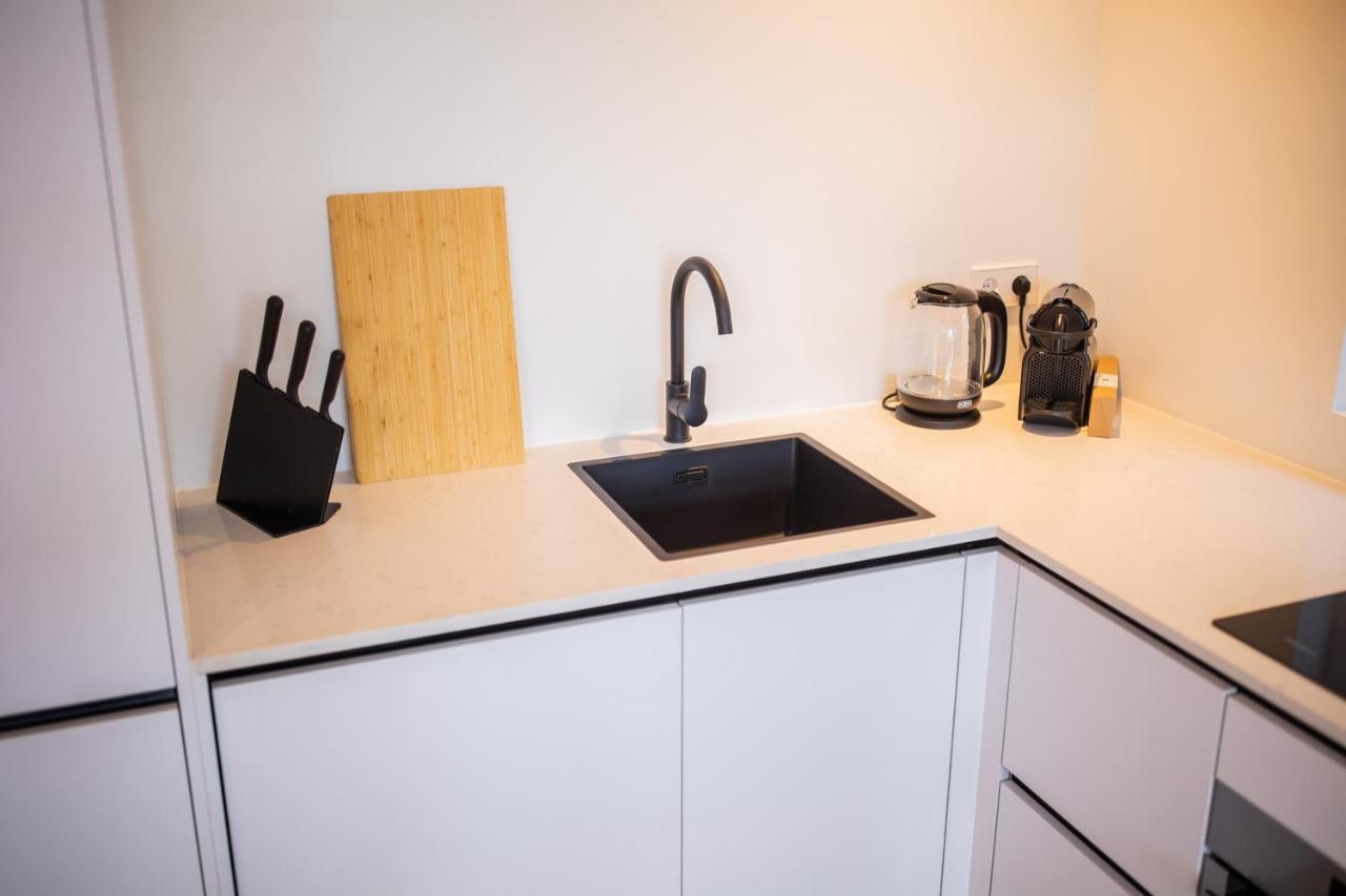 Happily 2 Bedroom Serviced Apartment 75M2 -Nb306H- Rotterdam Extérieur photo